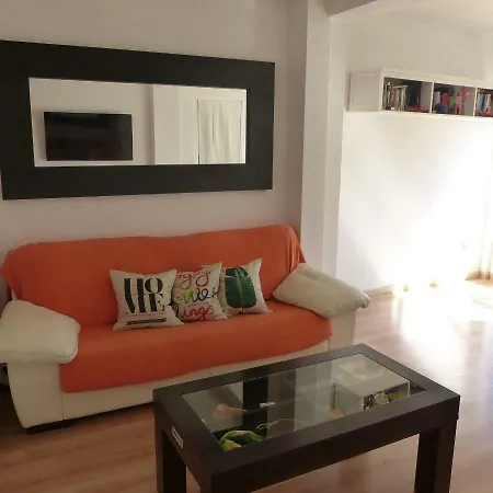 Sunny Sea View Apartment! 아파트
