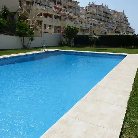 Sunny Sea View Apartment! 아파트