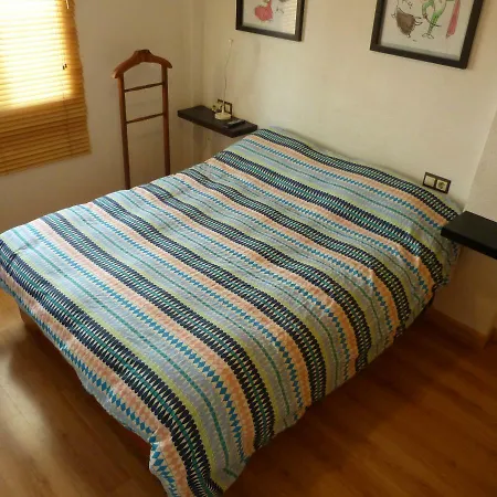 Sunny Sea View Apartment! 아파트