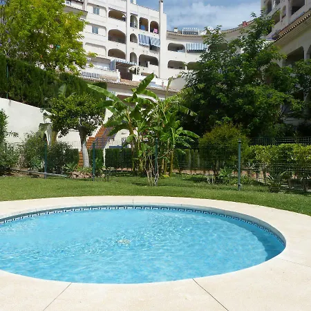 Sunny Sea View Apartment! *