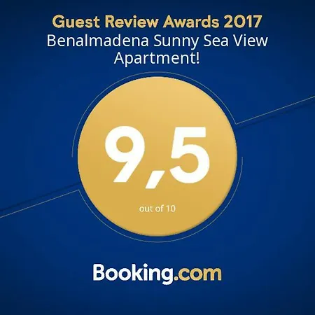 Sunny Sea View Apartment! 아파트